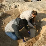 Göbeklitepe Kültürü Adıyaman’a Uzanıyor: Sular Çekilince 11 Bin Yıllık “T” Sütunlar Ortaya Çıktı