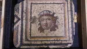 Çingene Kızı’nın Kayıp 13. Parçası Türkiye’ye Döndü: Zeugma’da Büyük Kavuşma