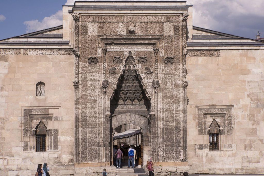 Sivas Buruciye Medresesi