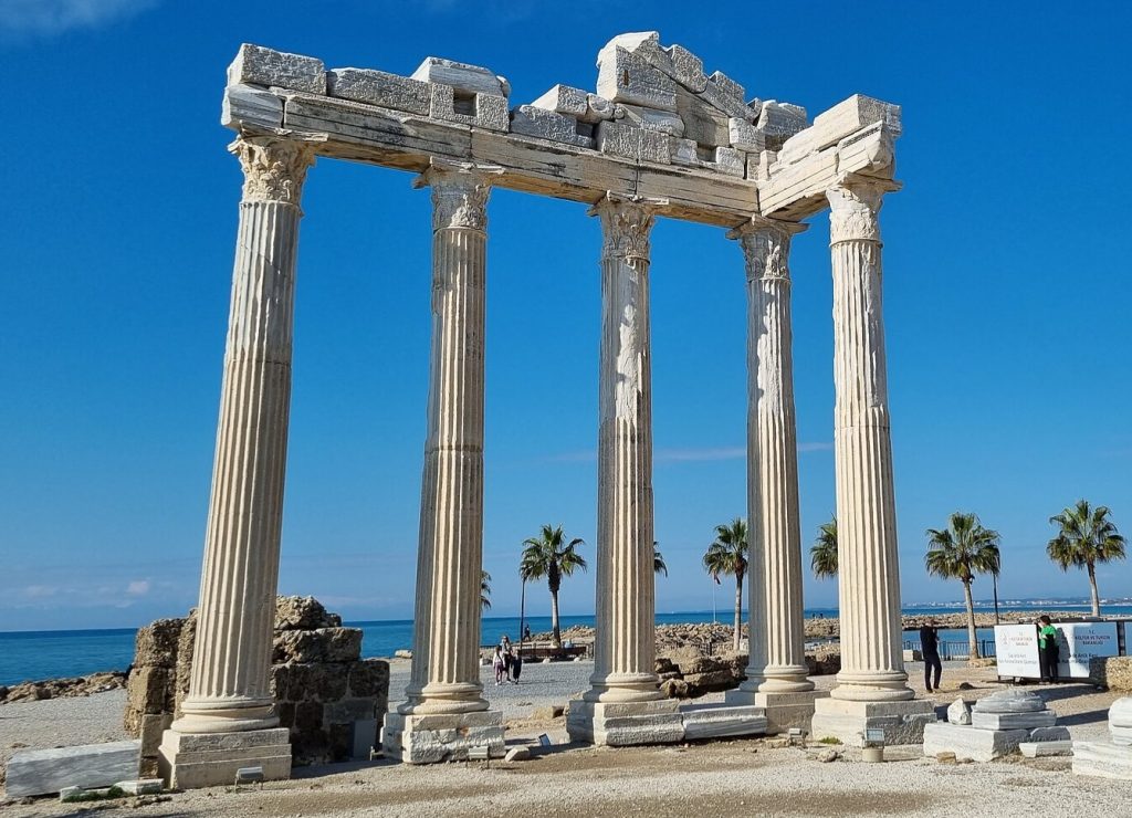 aapollon tapinagi